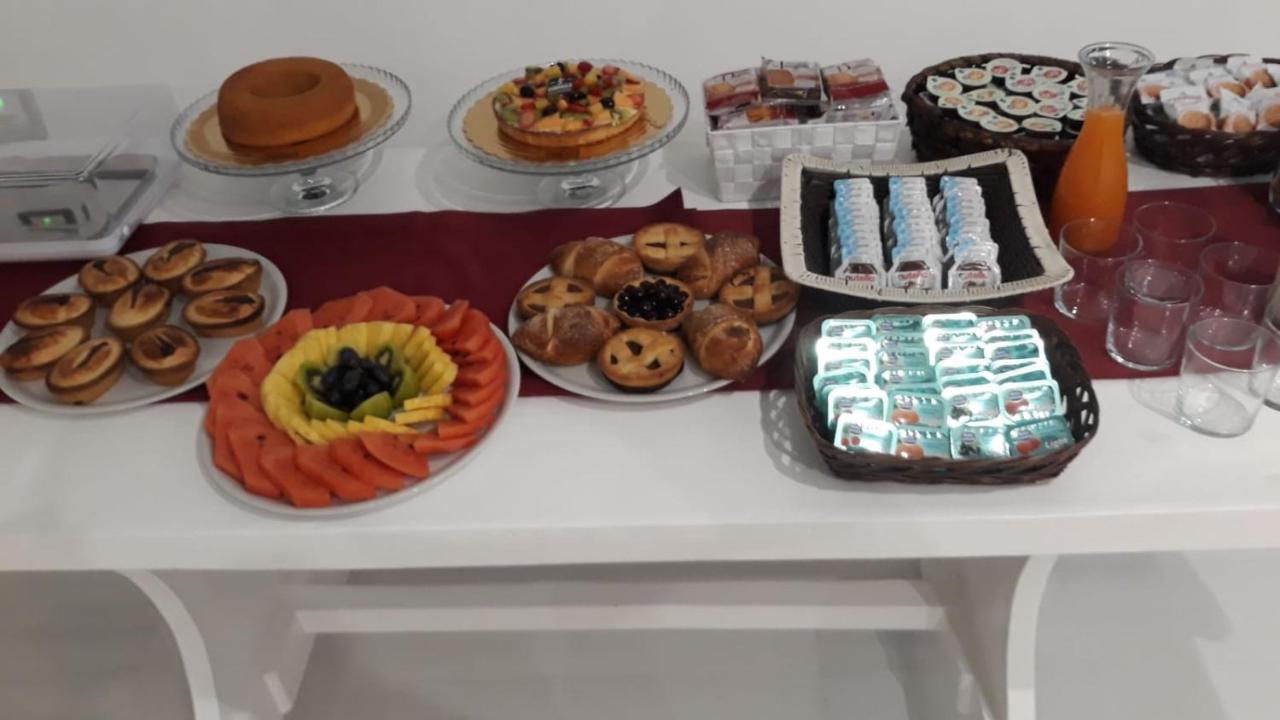 ليتشي Madigans Rooms Bed&Breakfast المظهر الخارجي الصورة
